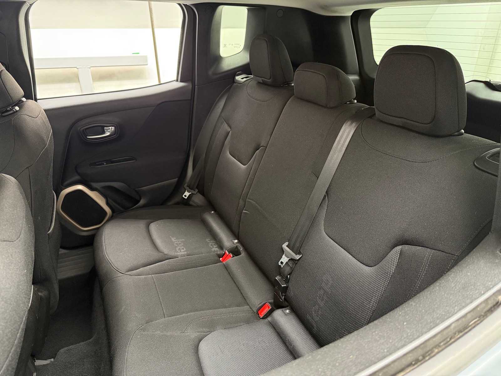 Thumbnail: 2017 Jeep Renegade - 6