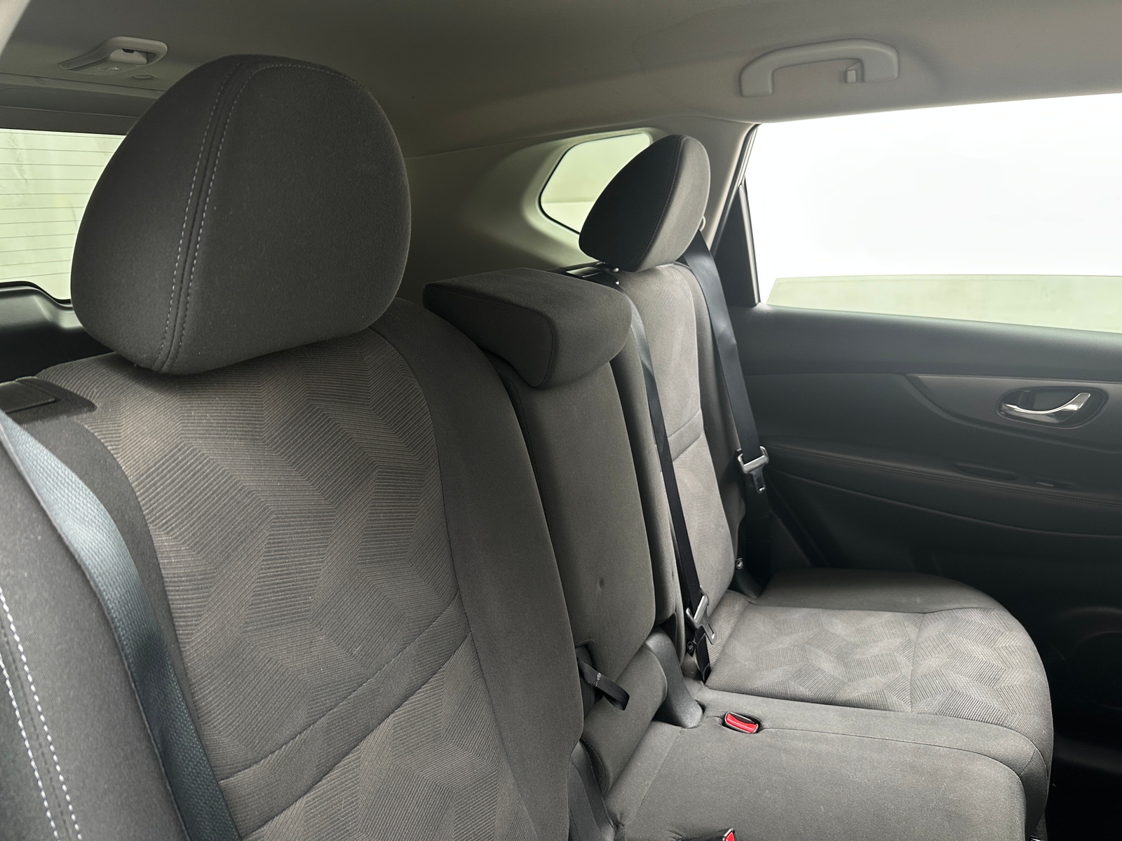 Thumbnail: 2016 Nissan Rogue - 6