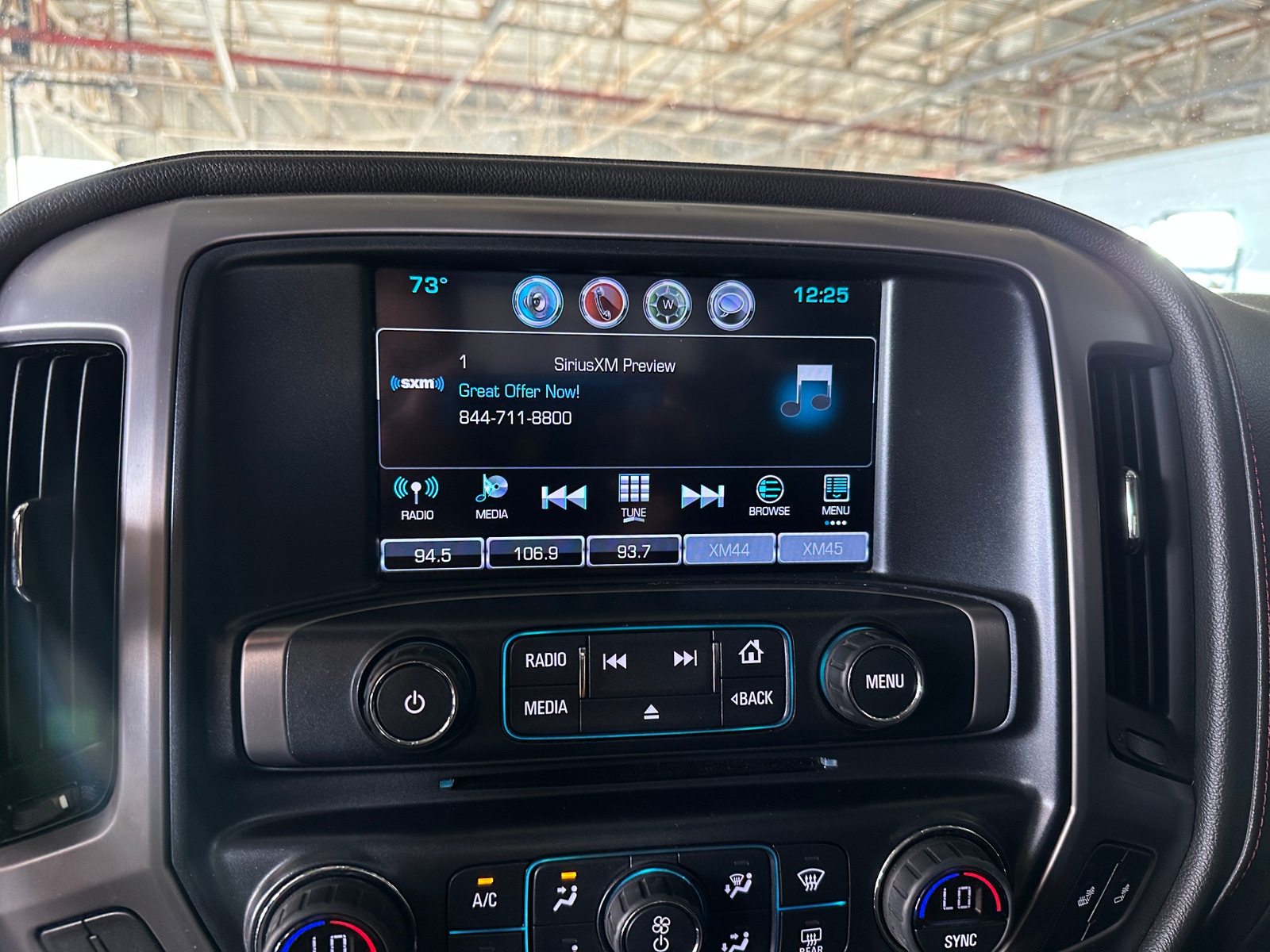 Thumbnail: 2017 GMC Sierra 1500 - 3