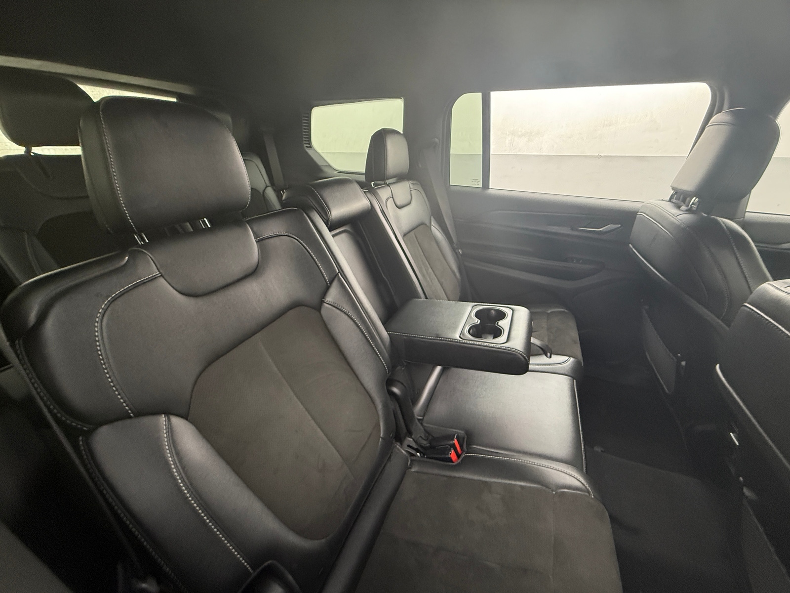 Thumbnail: 2023 Jeep Grand Cherokee L - 5