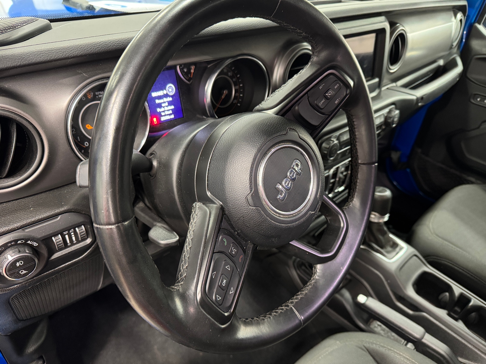 Thumbnail: 2022 Jeep Gladiator - 3