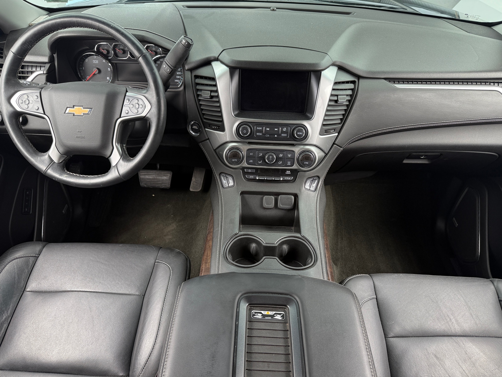 Thumbnail: 2016 Chevrolet Suburban - 2