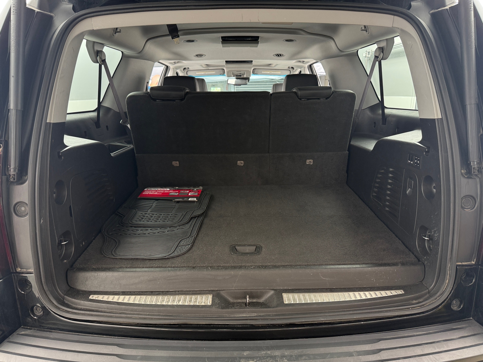 Thumbnail: 2016 Chevrolet Suburban - 6