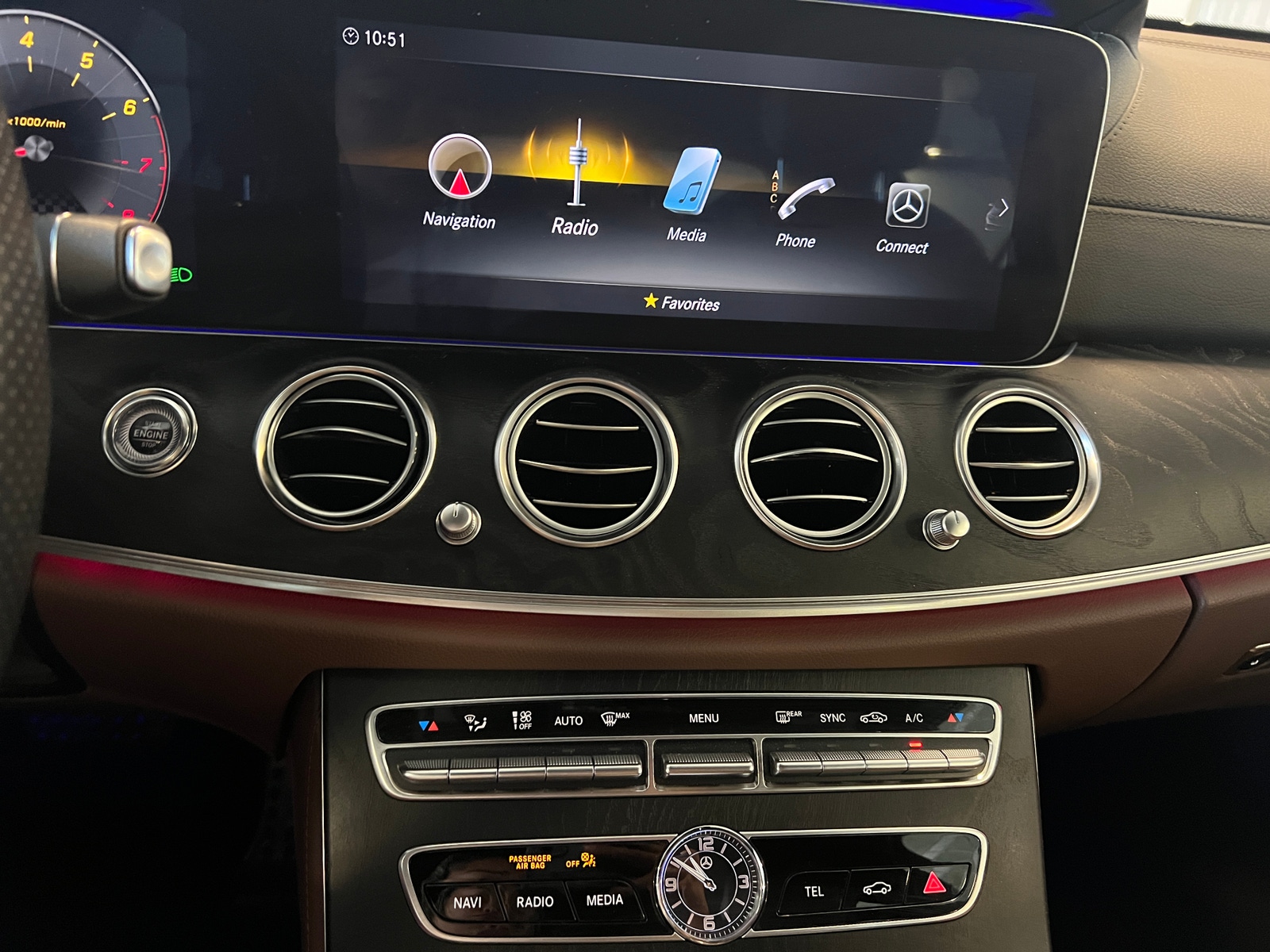 Thumbnail: 2018 Mercedes-Benz E-Class - 3