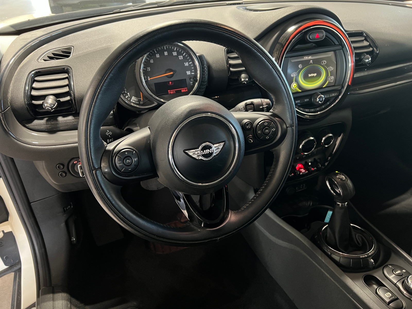 Thumbnail: 2016 MINI Cooper Clubman - 4