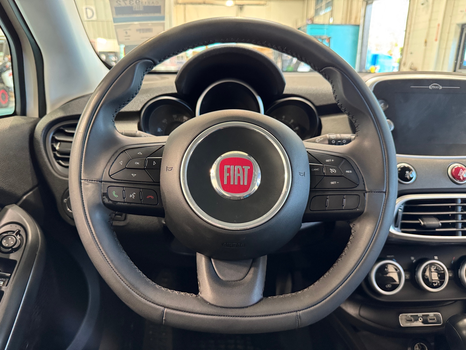 Thumbnail: 2018 Fiat 500X - 5