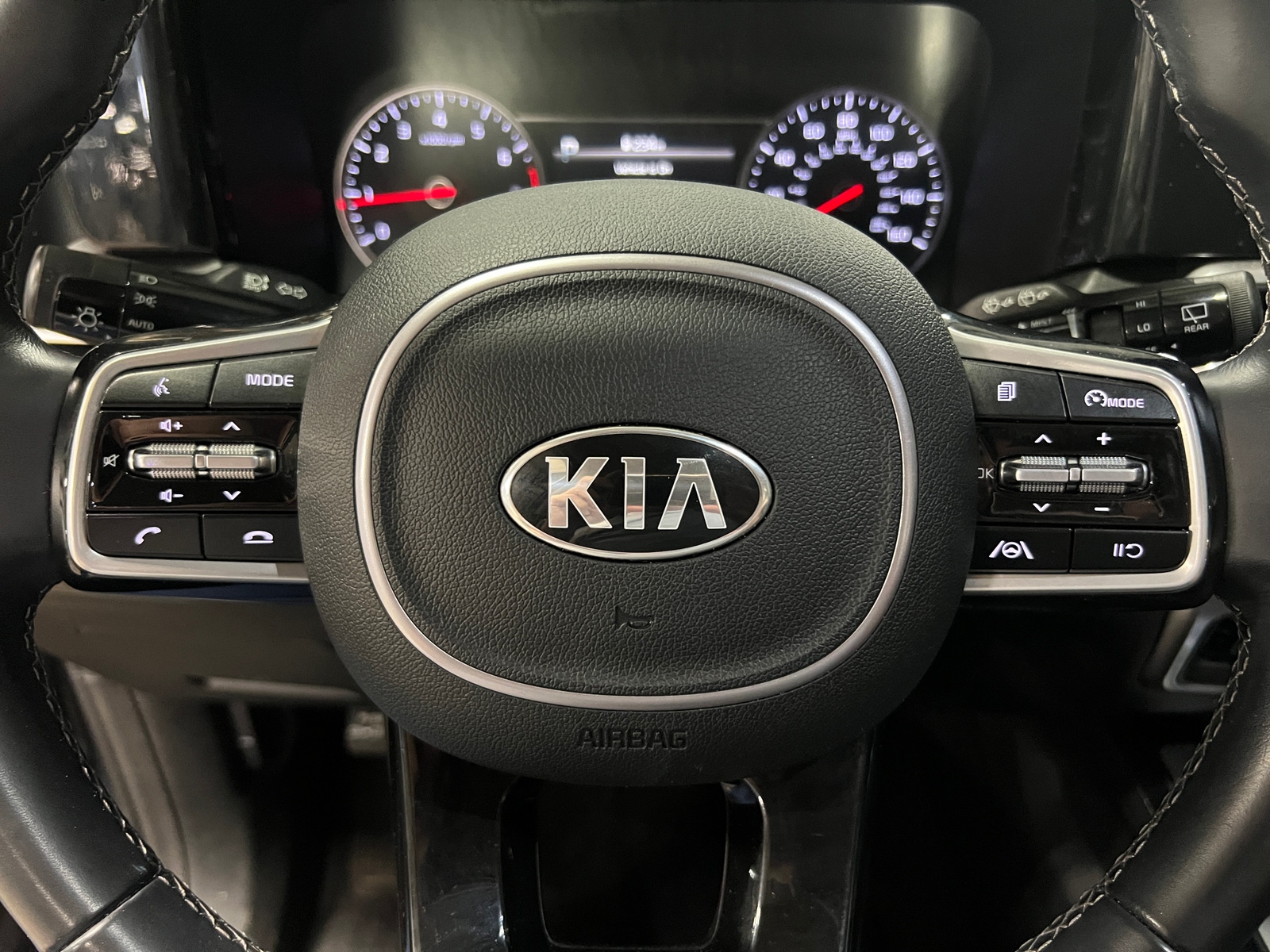 Thumbnail: 2021 Kia Sorento - 4