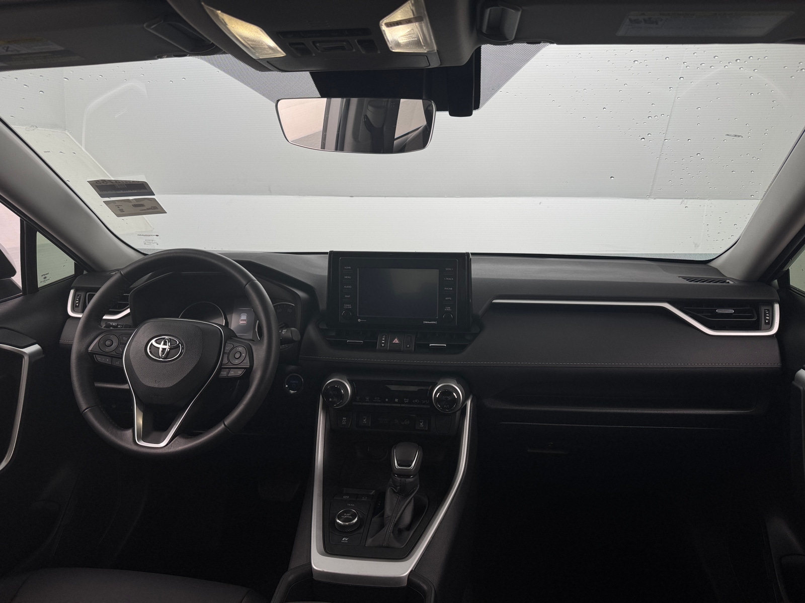 Thumbnail: 2022 Toyota RAV4 - 2