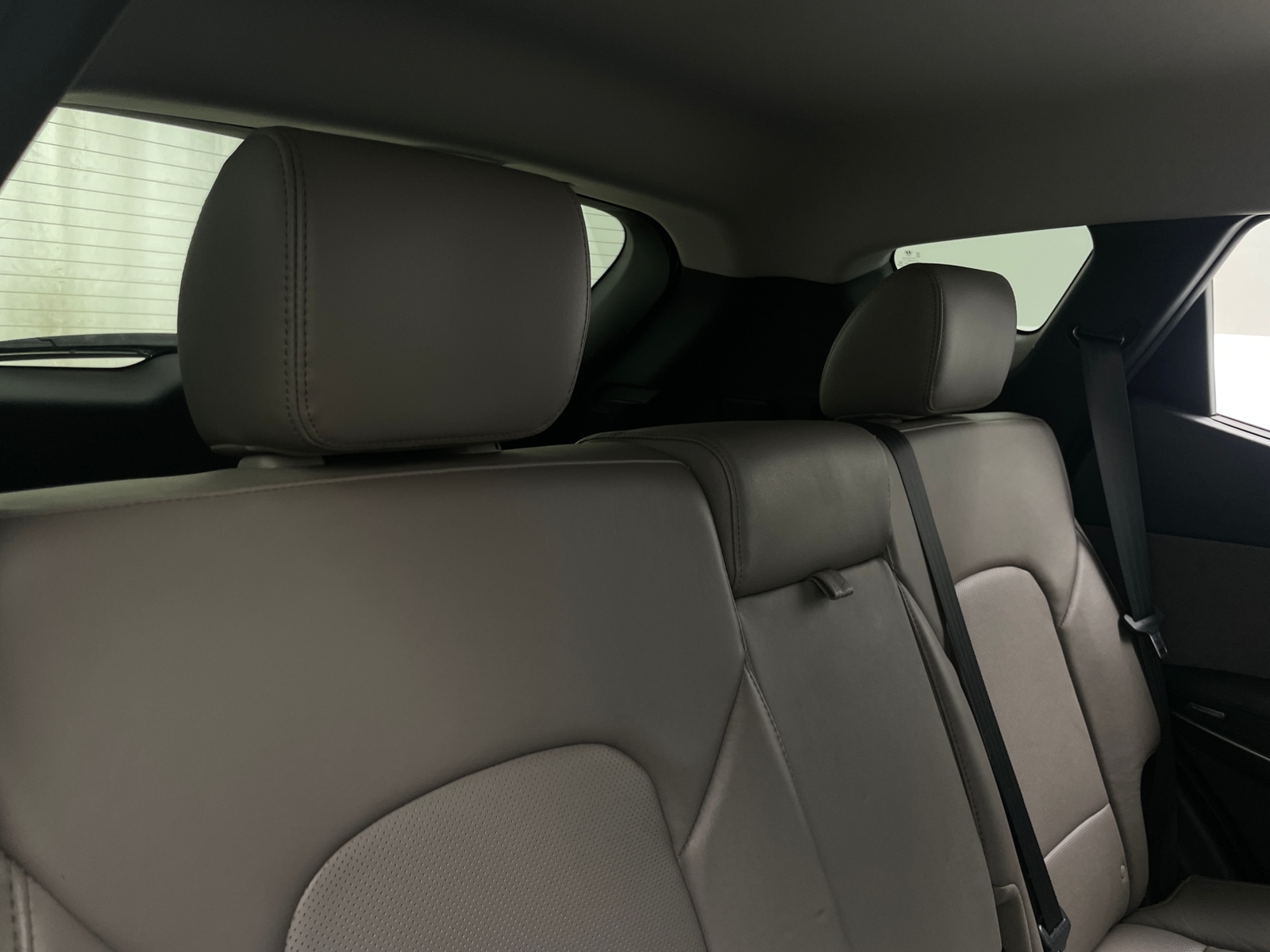 Thumbnail: 2018 Hyundai Santa Fe - 5
