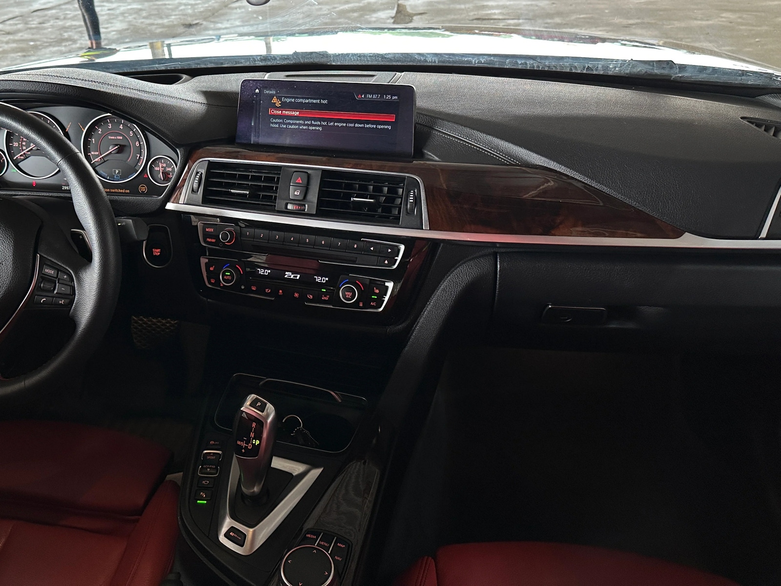Thumbnail: 2018 BMW 3 Series - 2