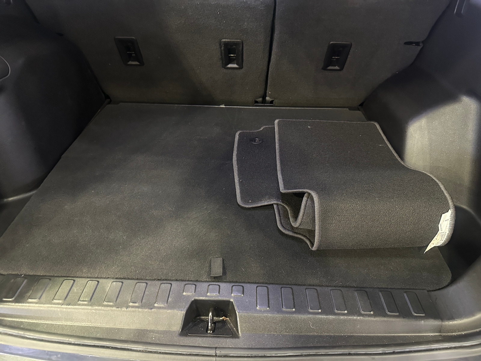 Thumbnail: 2020 Chevrolet Equinox - 7