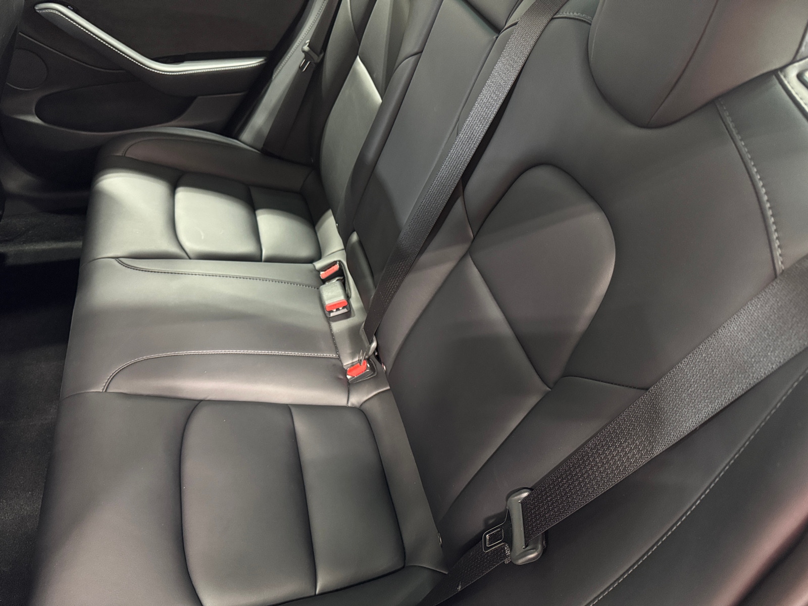 Thumbnail: 2022 Tesla Model 3 - 4