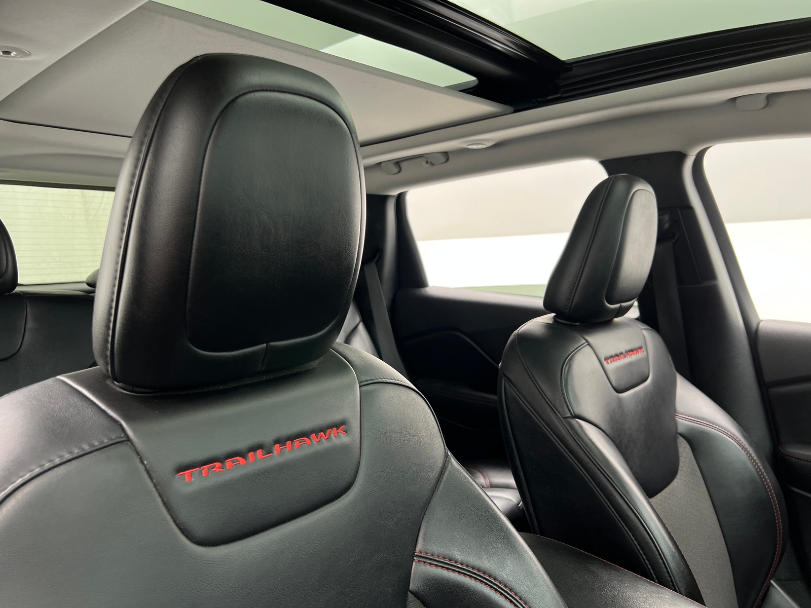 Thumbnail: 2022 Jeep Cherokee - 2