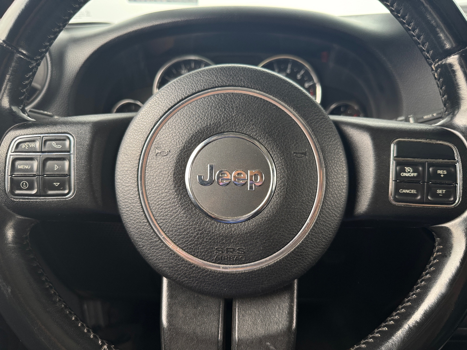 Thumbnail: 2015 Jeep Wrangler - 5