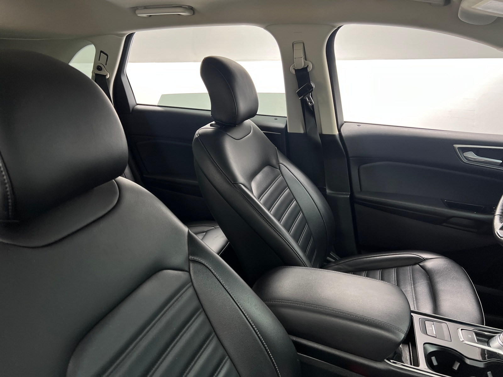 Thumbnail: 2019 Ford Edge - 2