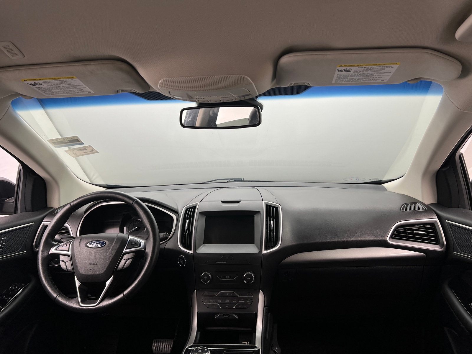 Thumbnail: 2019 Ford Edge - 3