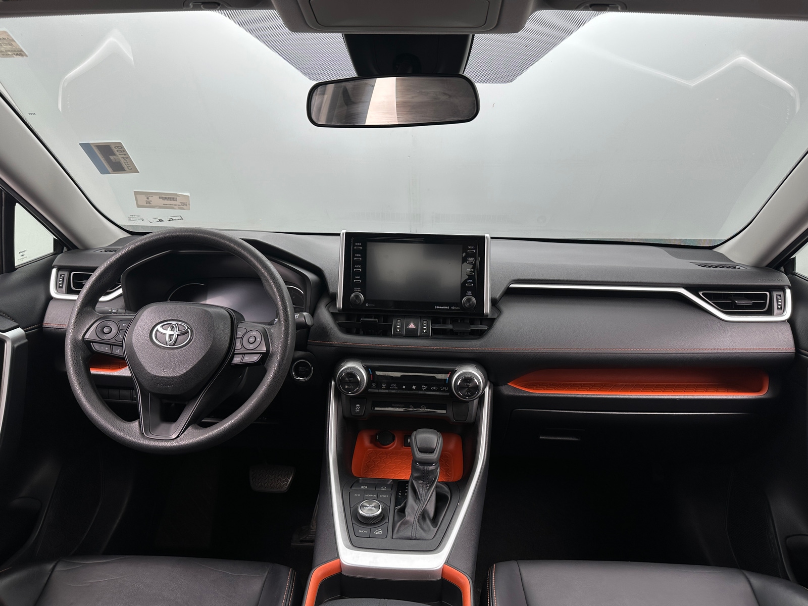Thumbnail: 2019 Toyota RAV4 - 2