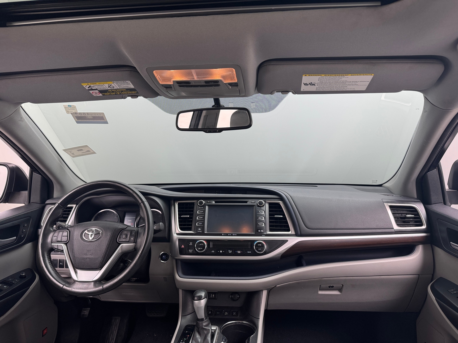 Thumbnail: 2016 Toyota Highlander - 2