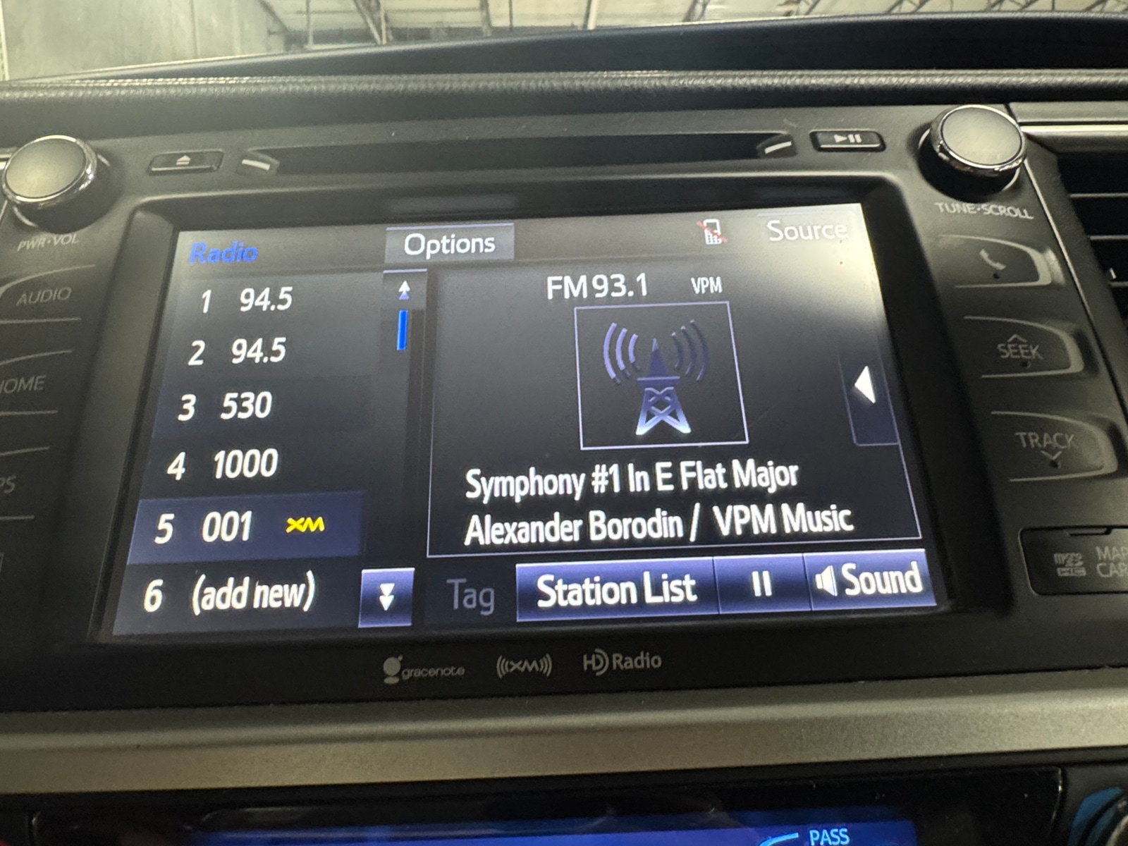 Thumbnail: 2016 Toyota Highlander - 3