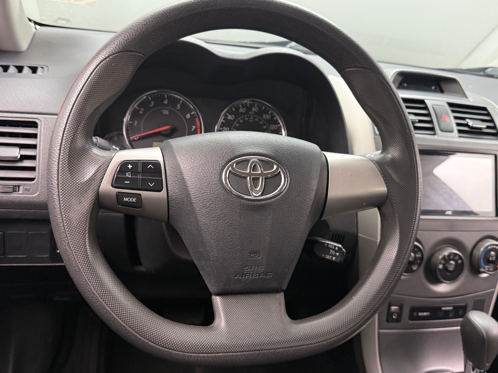 Thumbnail: 2013 Toyota Corolla - 5