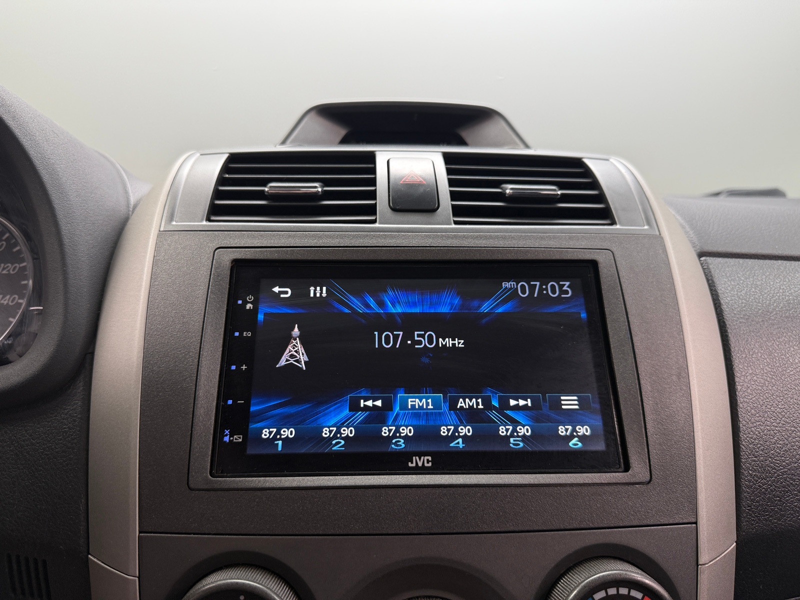 Thumbnail: 2013 Toyota Corolla - 4