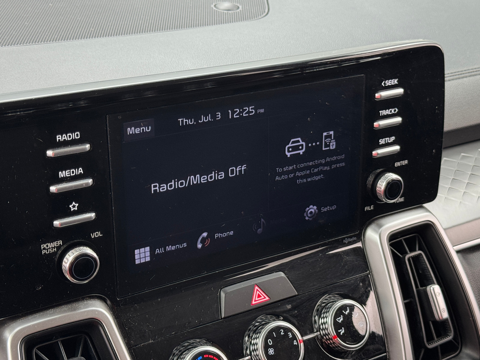 Thumbnail: 2021 Kia Sorento - 4