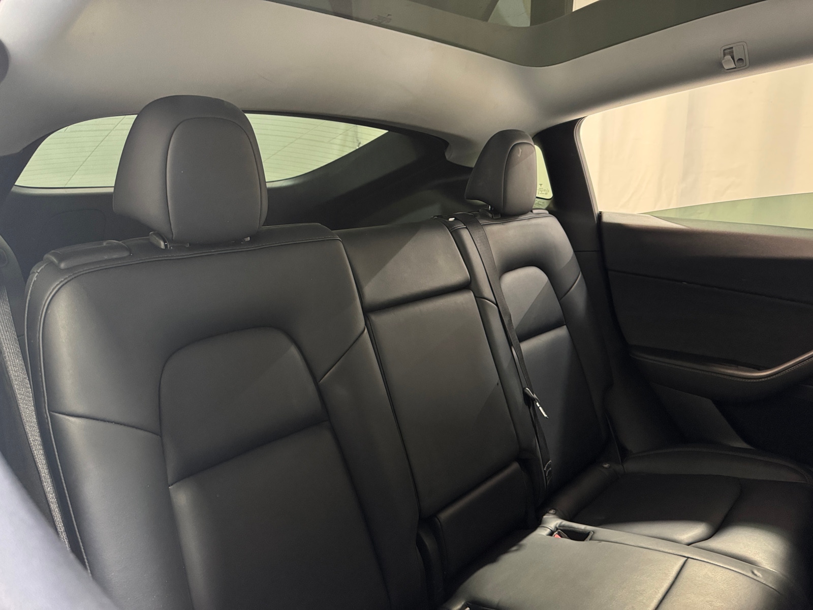 Thumbnail: 2021 Tesla Model Y - 4