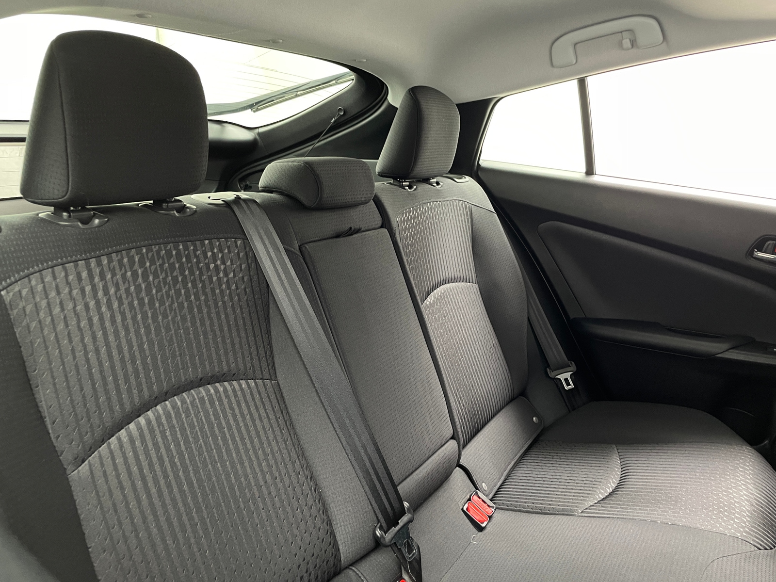 Thumbnail: 2018 Toyota Prius - 6