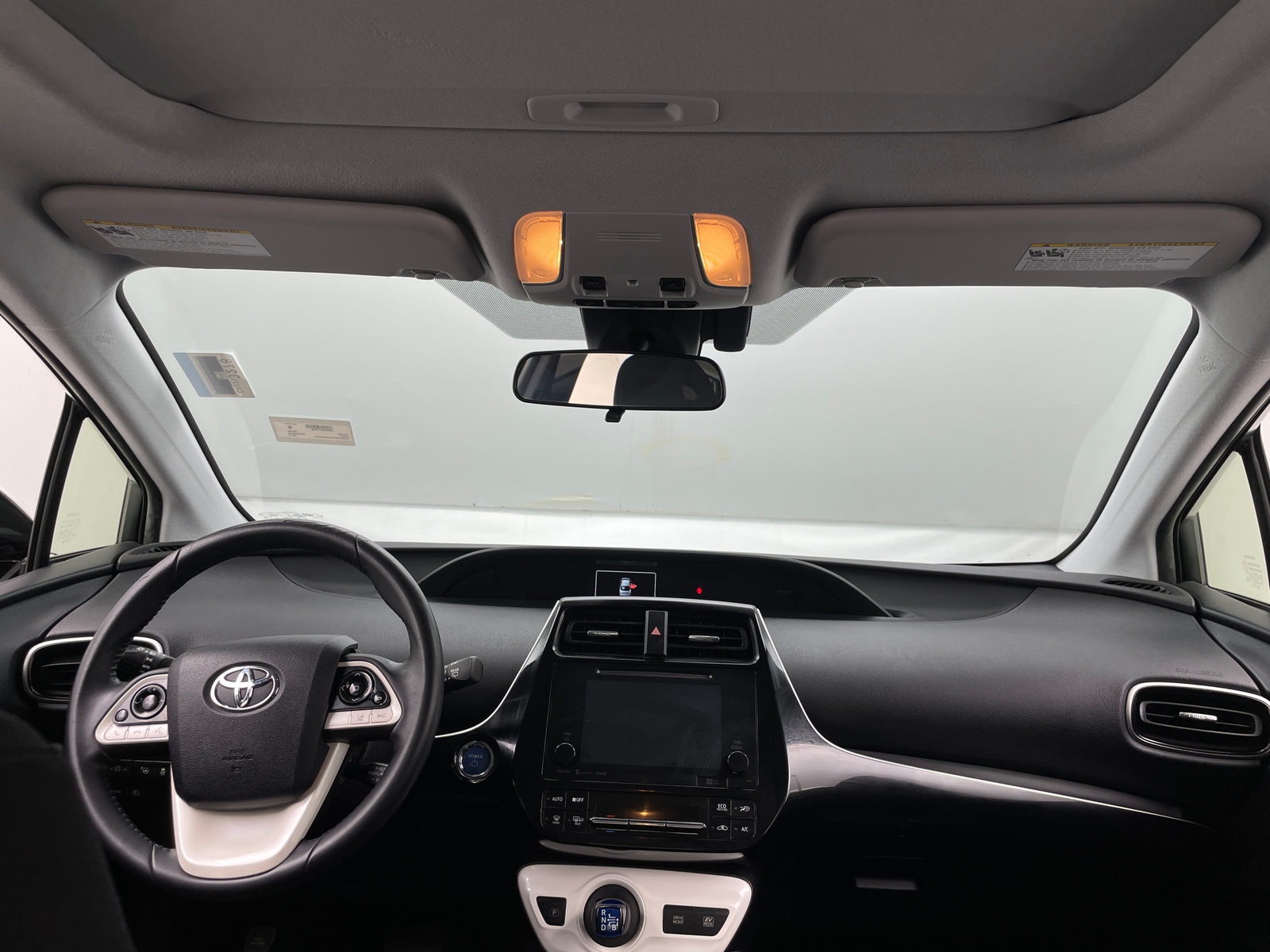 Thumbnail: 2018 Toyota Prius - 3
