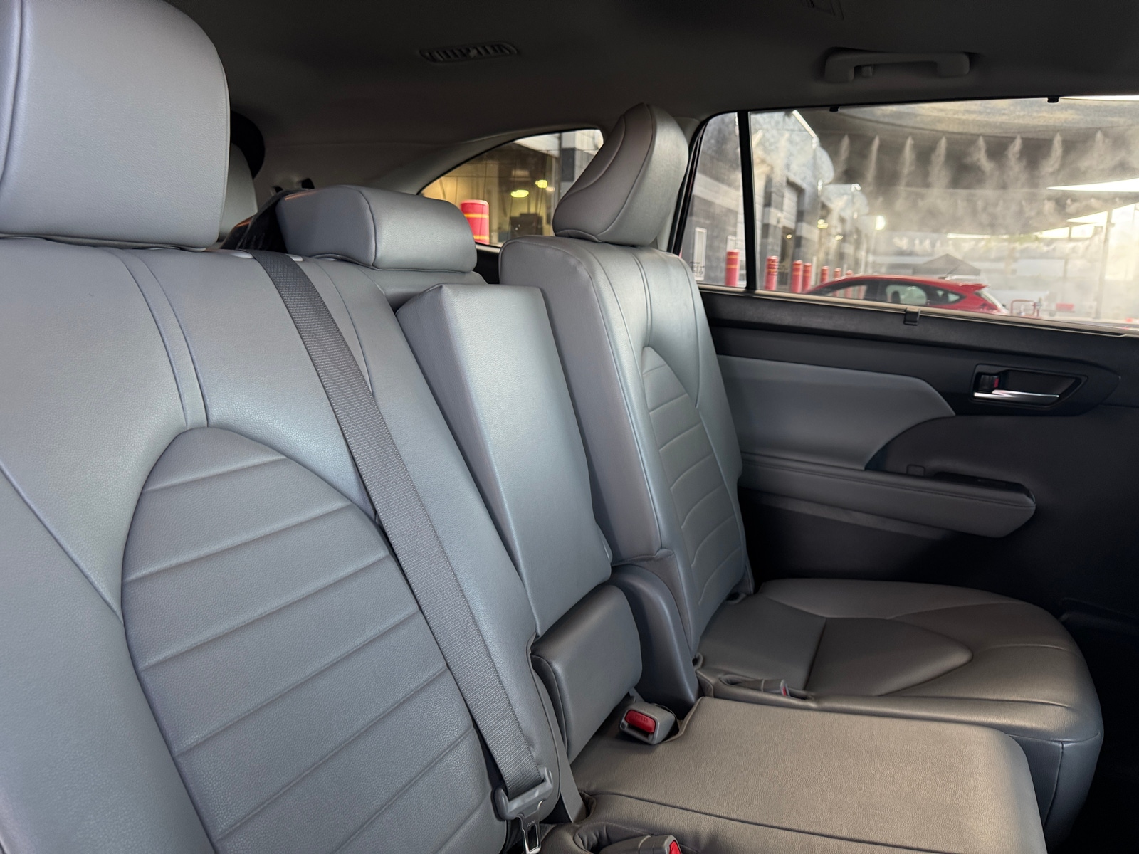 Thumbnail: 2023 Toyota Highlander - 5