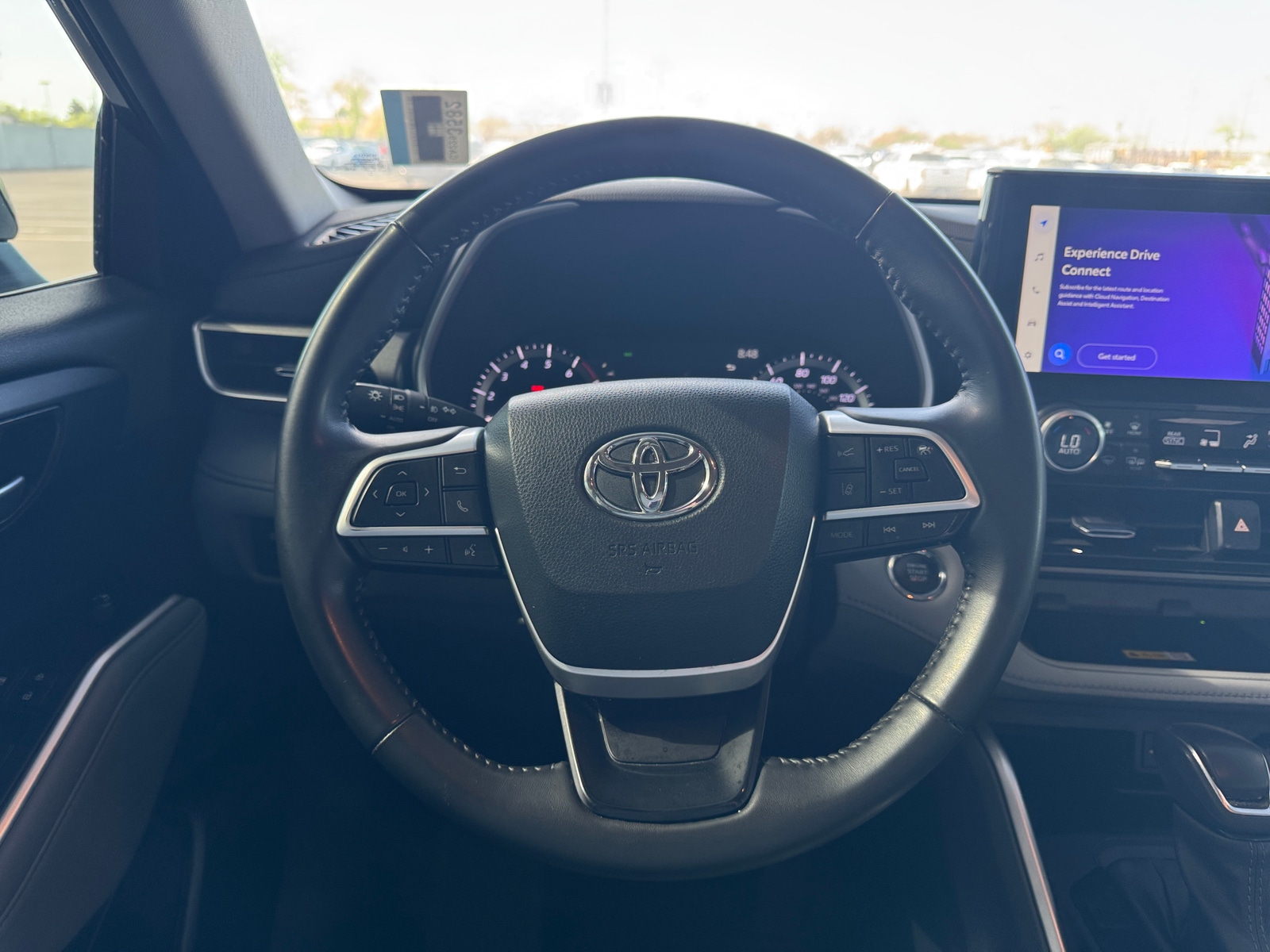 Thumbnail: 2023 Toyota Highlander - 4