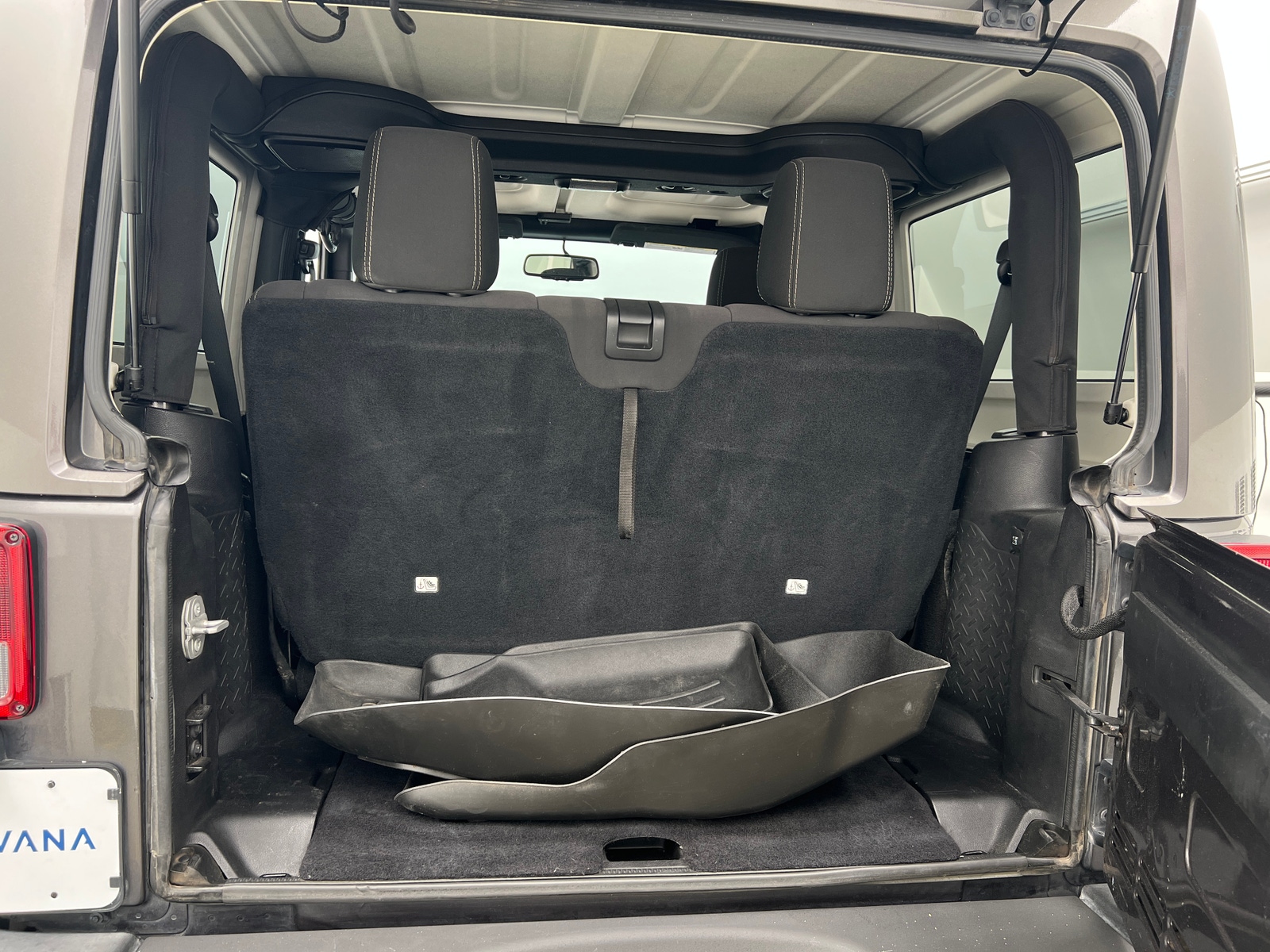 Thumbnail: 2016 Jeep Wrangler - 7