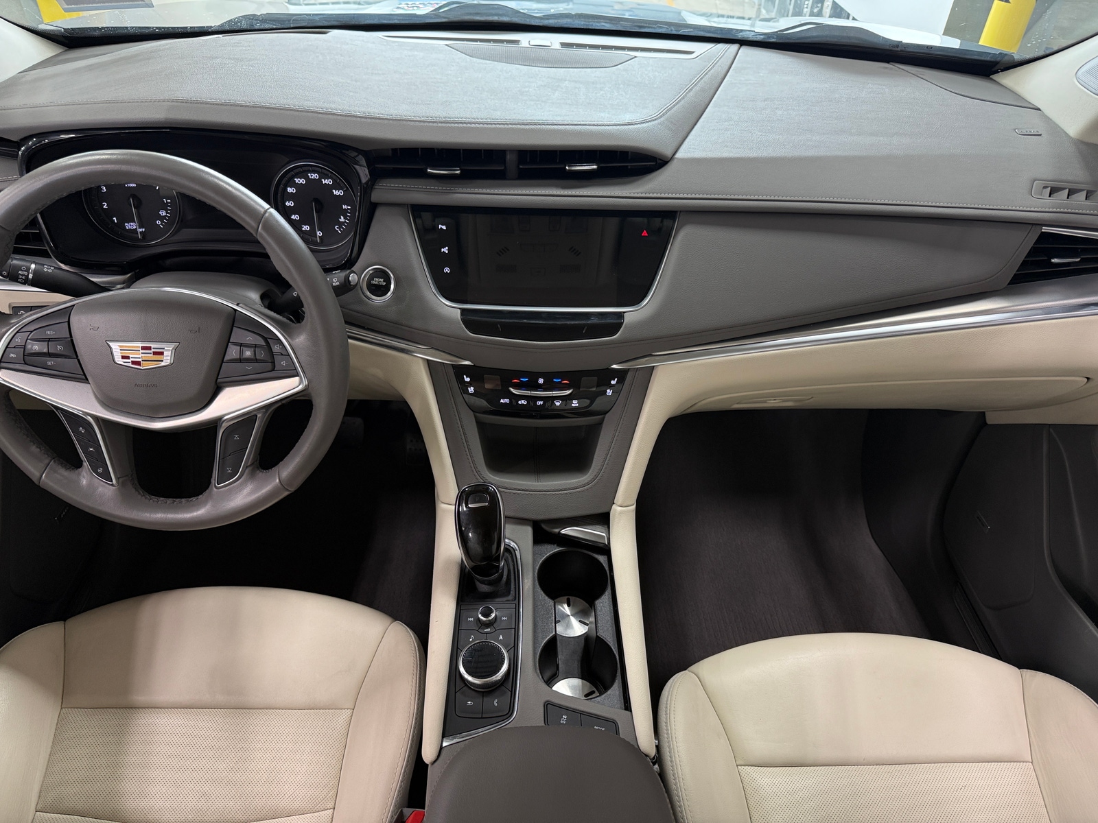Thumbnail: 2021 Cadillac XT5 - 2