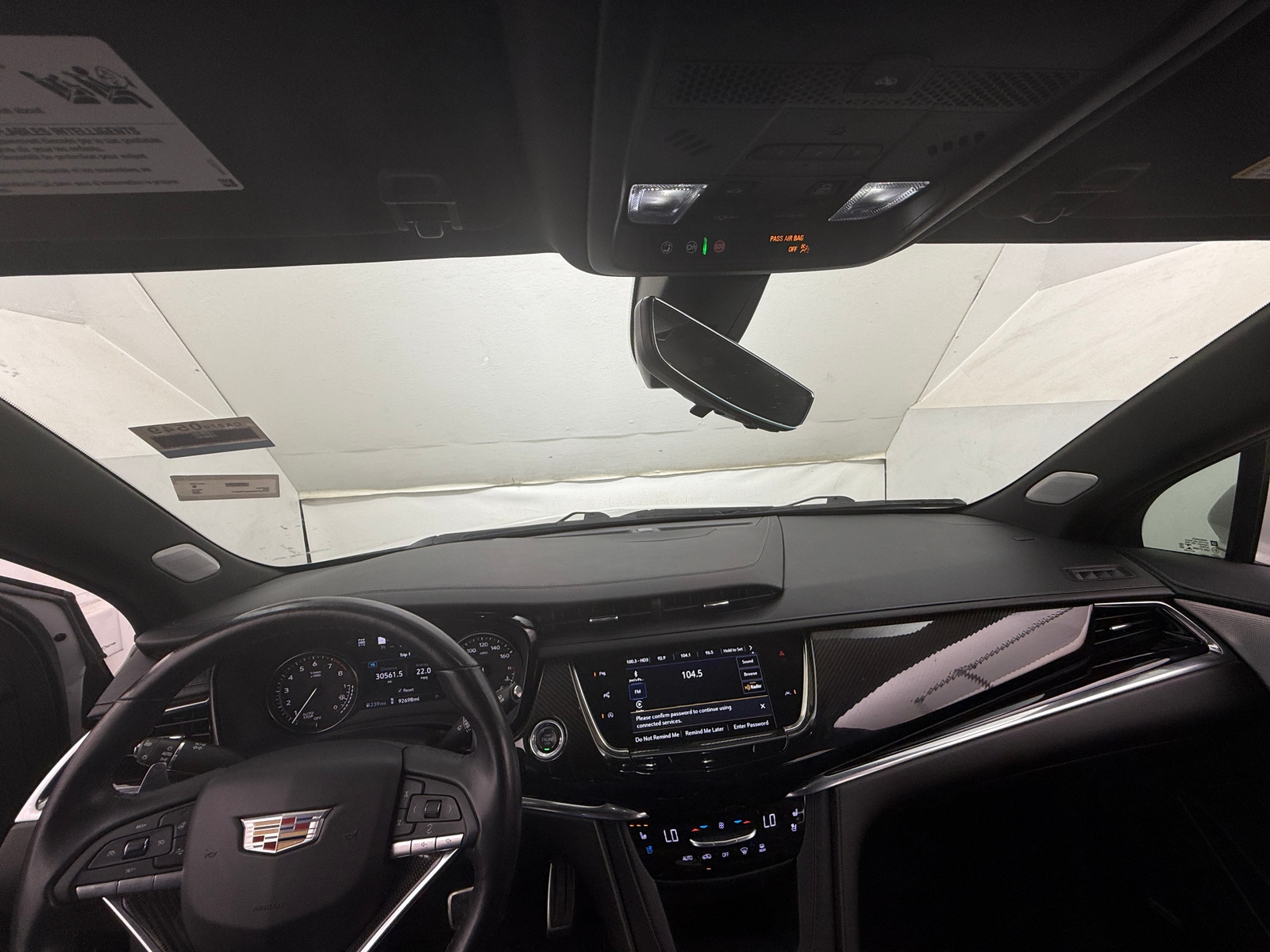Thumbnail: 2022 Cadillac XT6 - 2