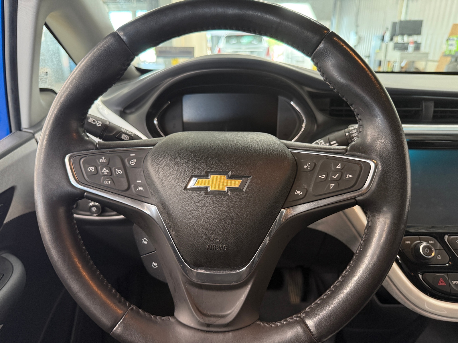 Thumbnail: 2020 Chevrolet Bolt EV - 5