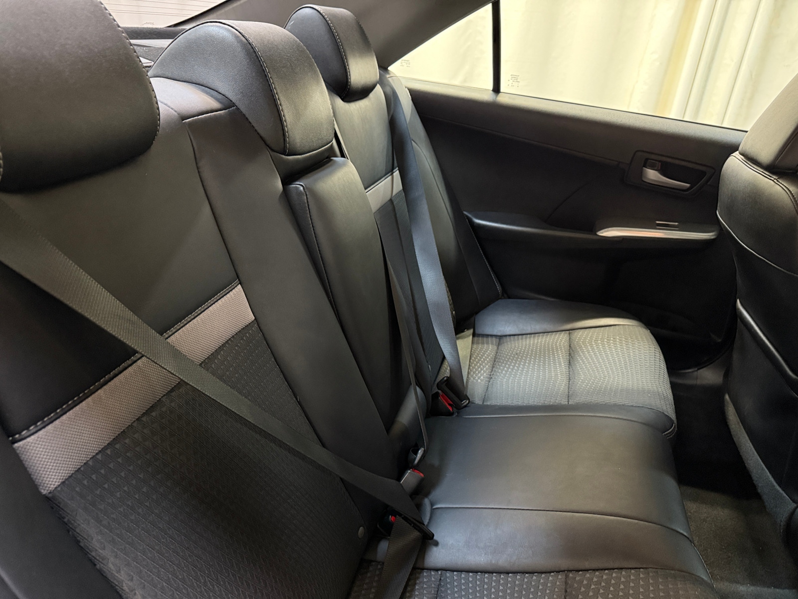 Thumbnail: 2014 Toyota Camry - 6