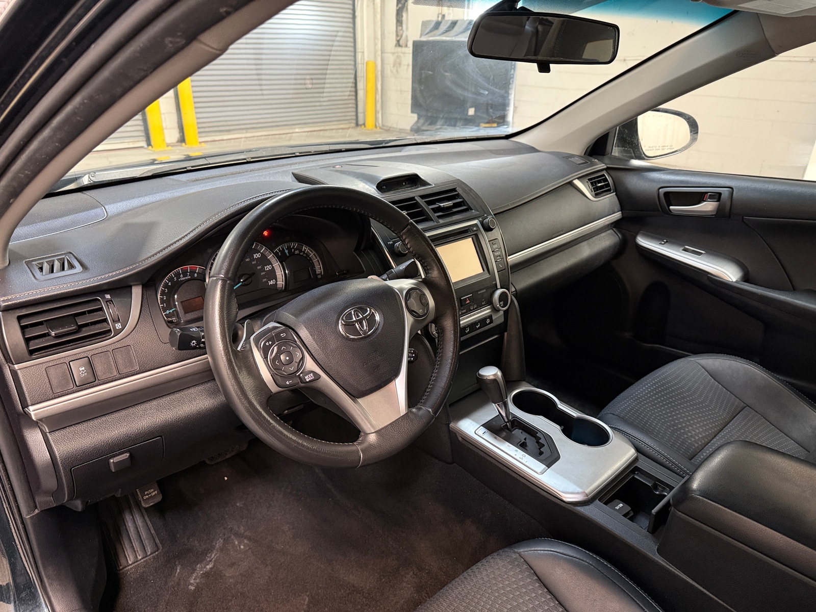 Thumbnail: 2014 Toyota Camry - 3