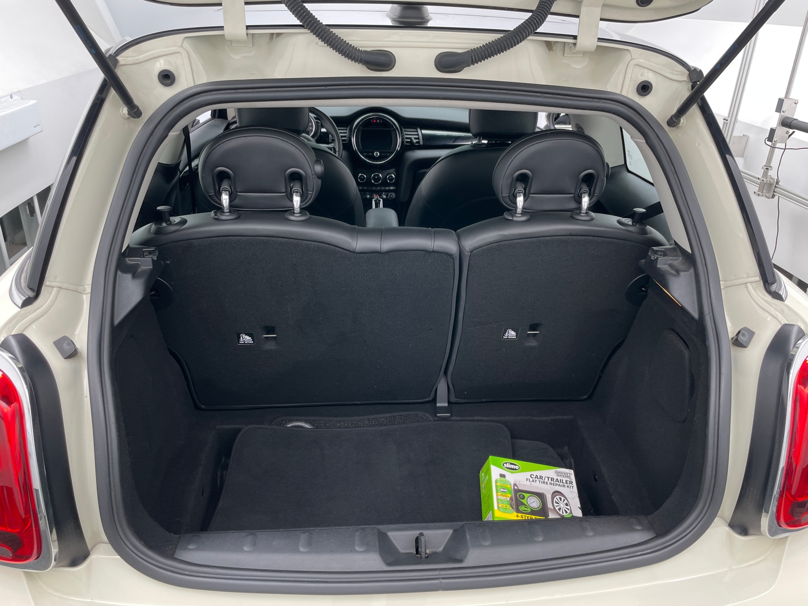 Thumbnail: 2020 MINI Cooper Hardtop - 6