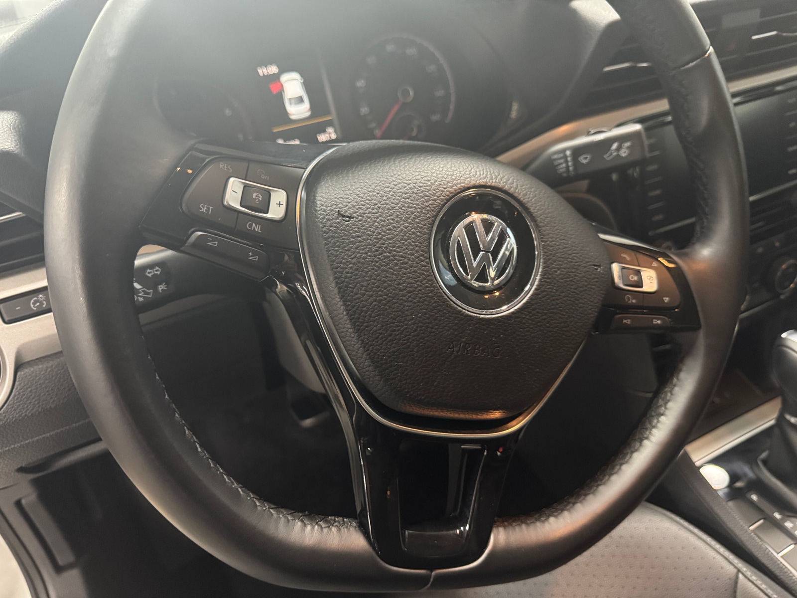 Thumbnail: 2020 Volkswagen Passat - 4