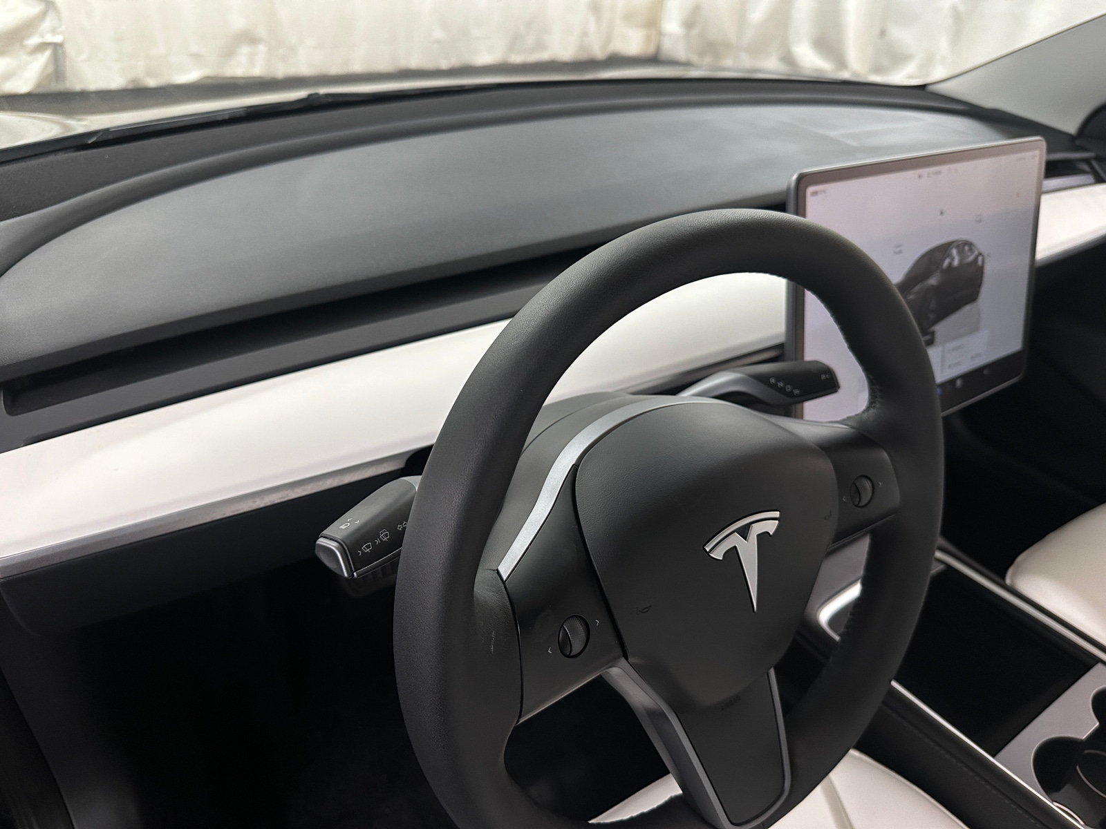 Thumbnail: 2023 Tesla Model 3 - 2