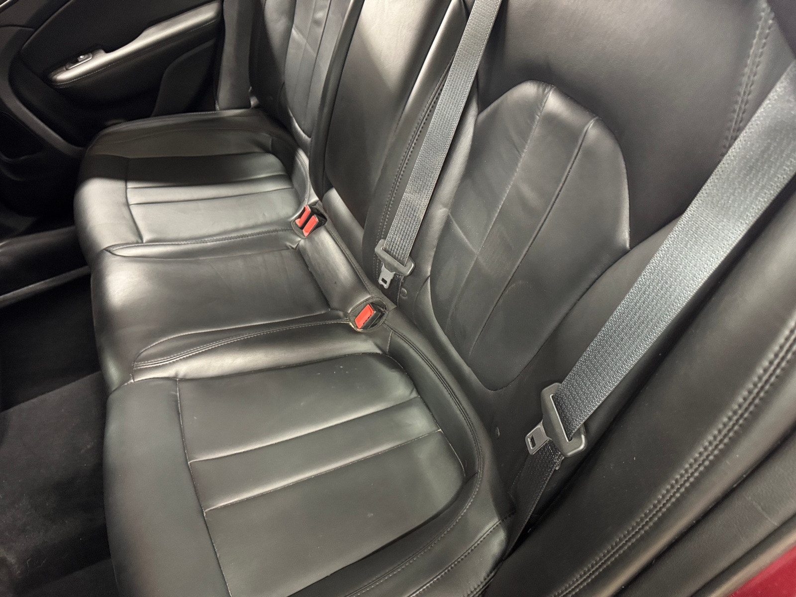 Thumbnail: 2015 Chrysler 200 - 5
