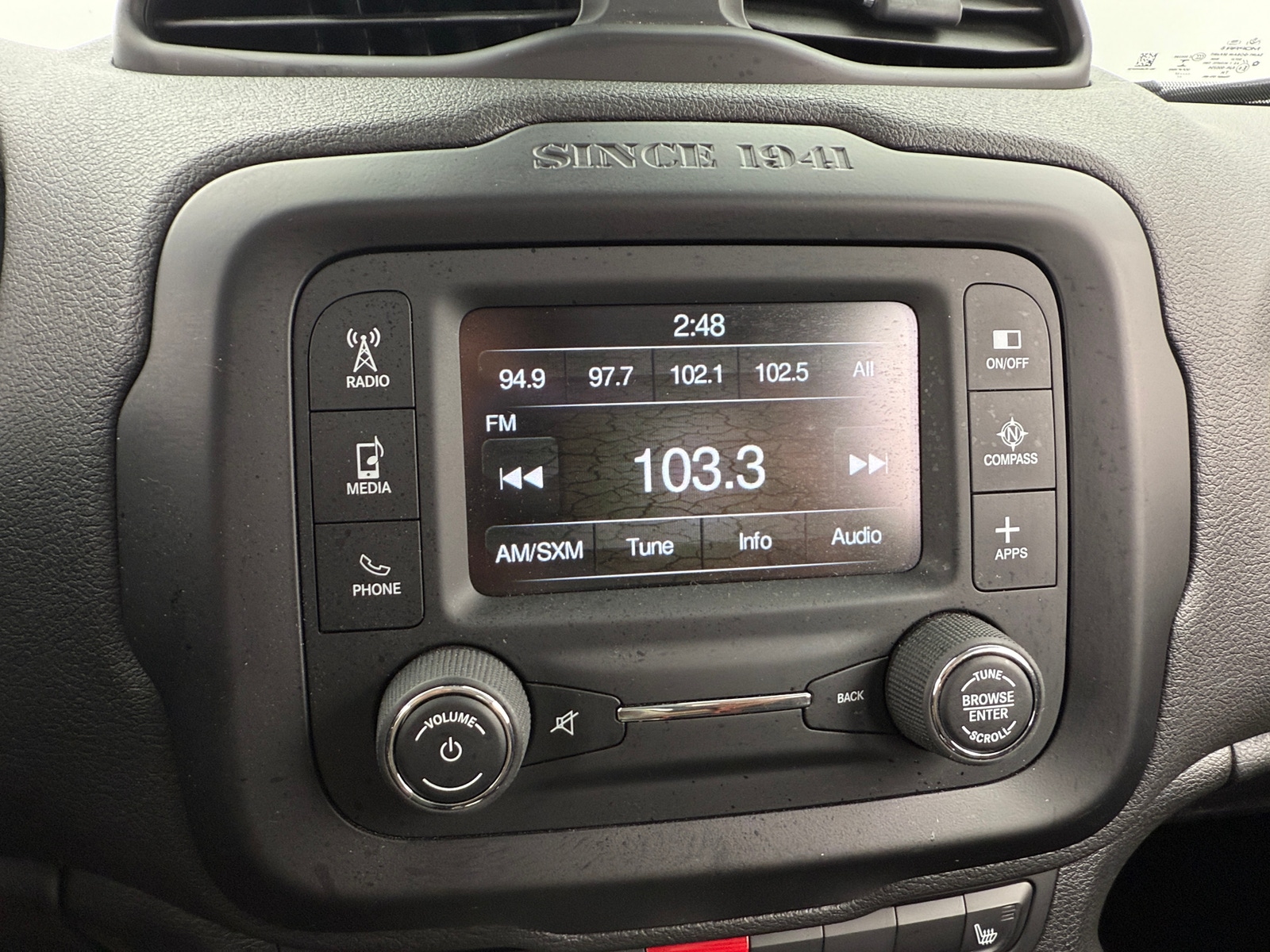 Thumbnail: 2017 Jeep Renegade - 4