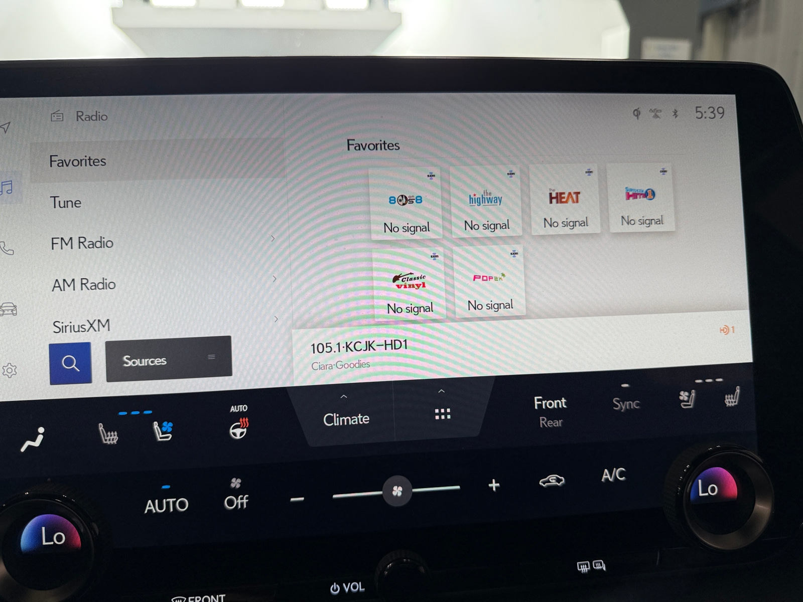 Thumbnail: 2023 Lexus RX - 3