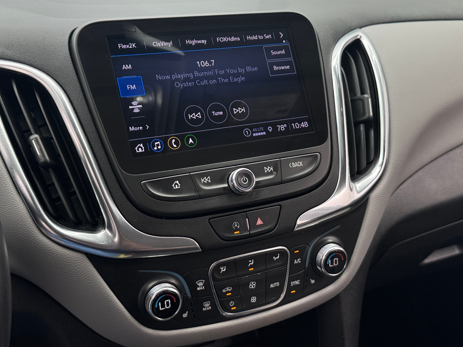 Thumbnail: 2022 Chevrolet Equinox - 4