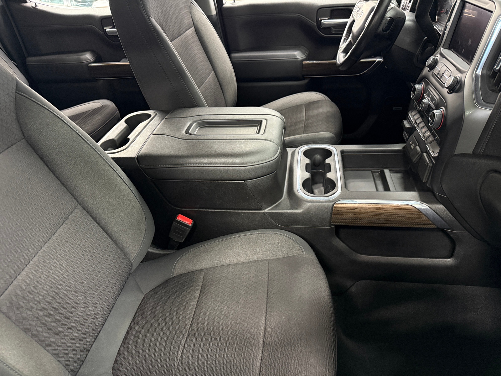 Thumbnail: 2019 Chevrolet Silverado 1500 - 2
