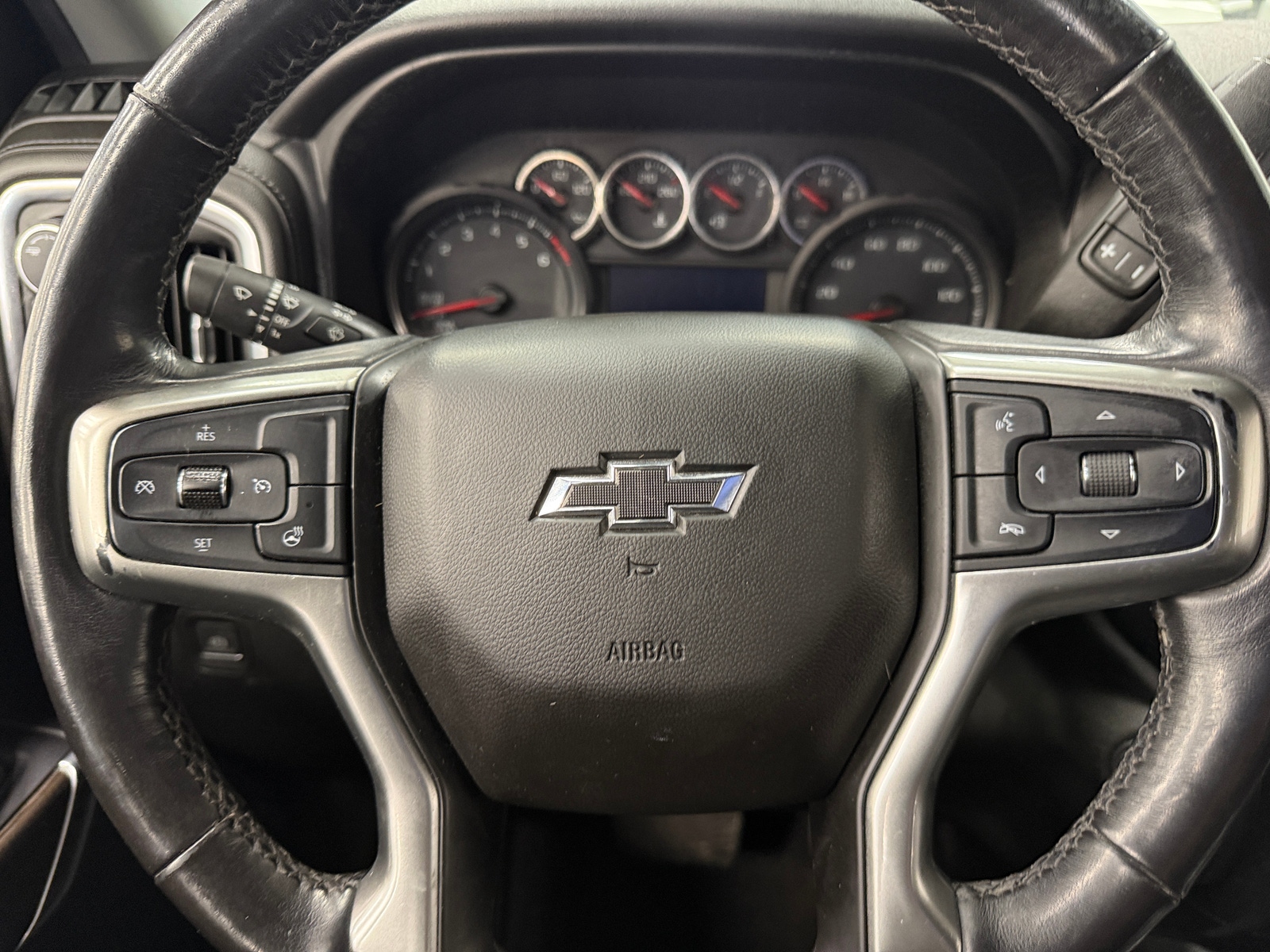 Thumbnail: 2019 Chevrolet Silverado 1500 - 5
