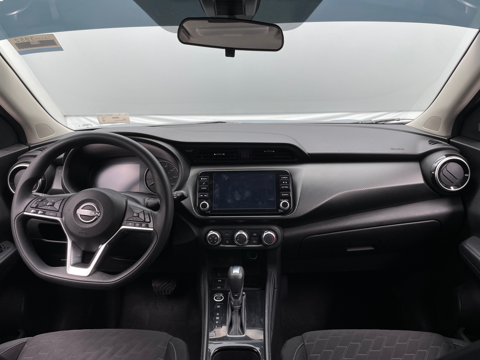 Thumbnail: 2023 Nissan Kicks - 3