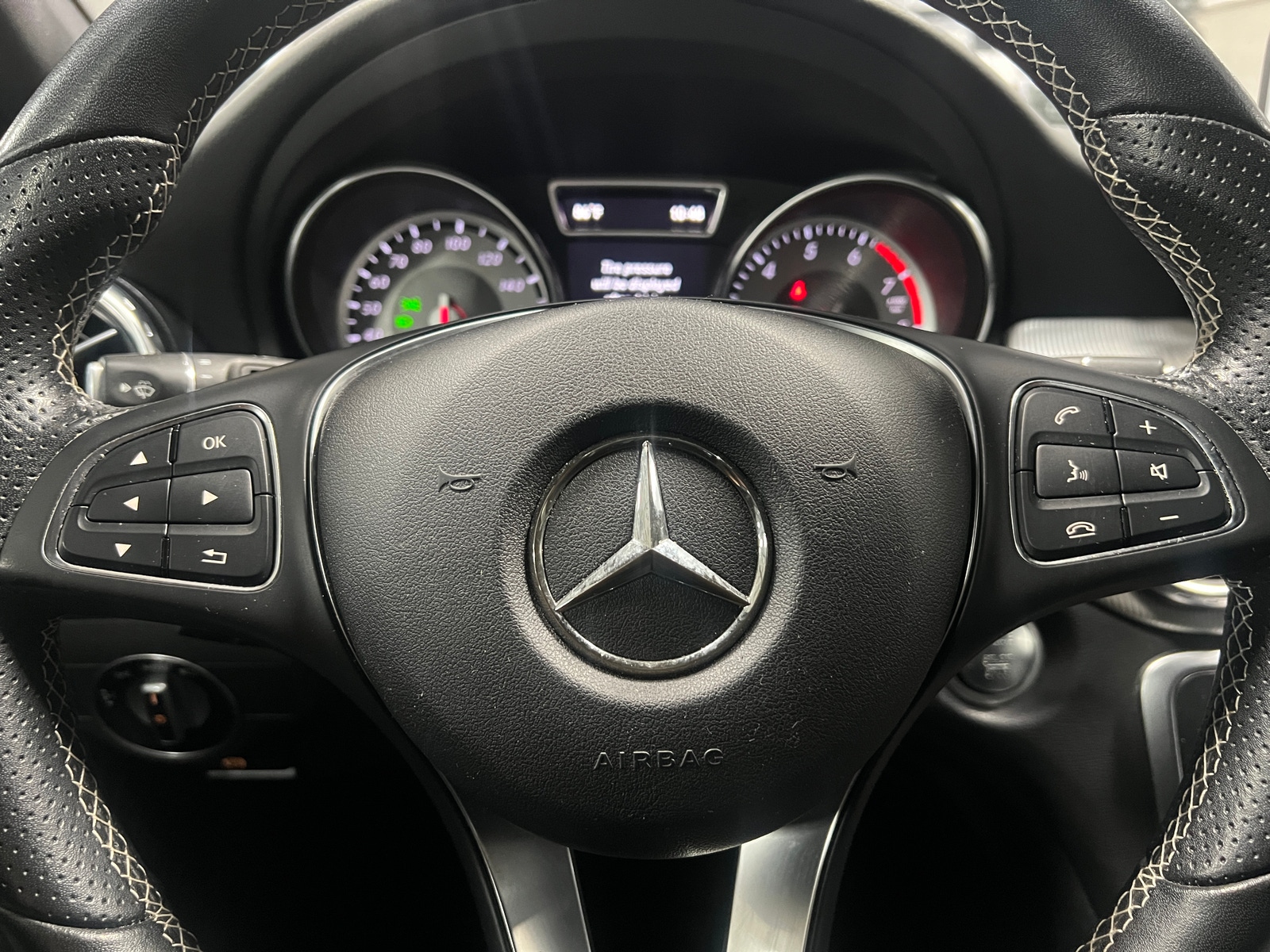 Thumbnail: 2017 Mercedes-Benz GLA - 4