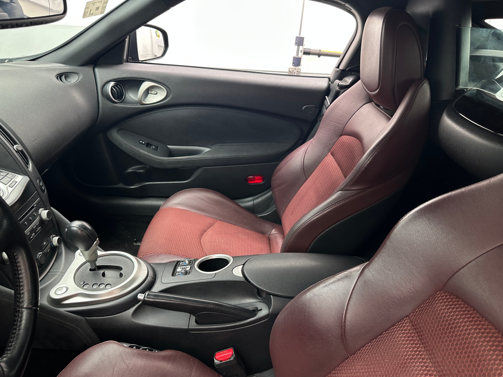Thumbnail: 2013 Nissan Z - 2