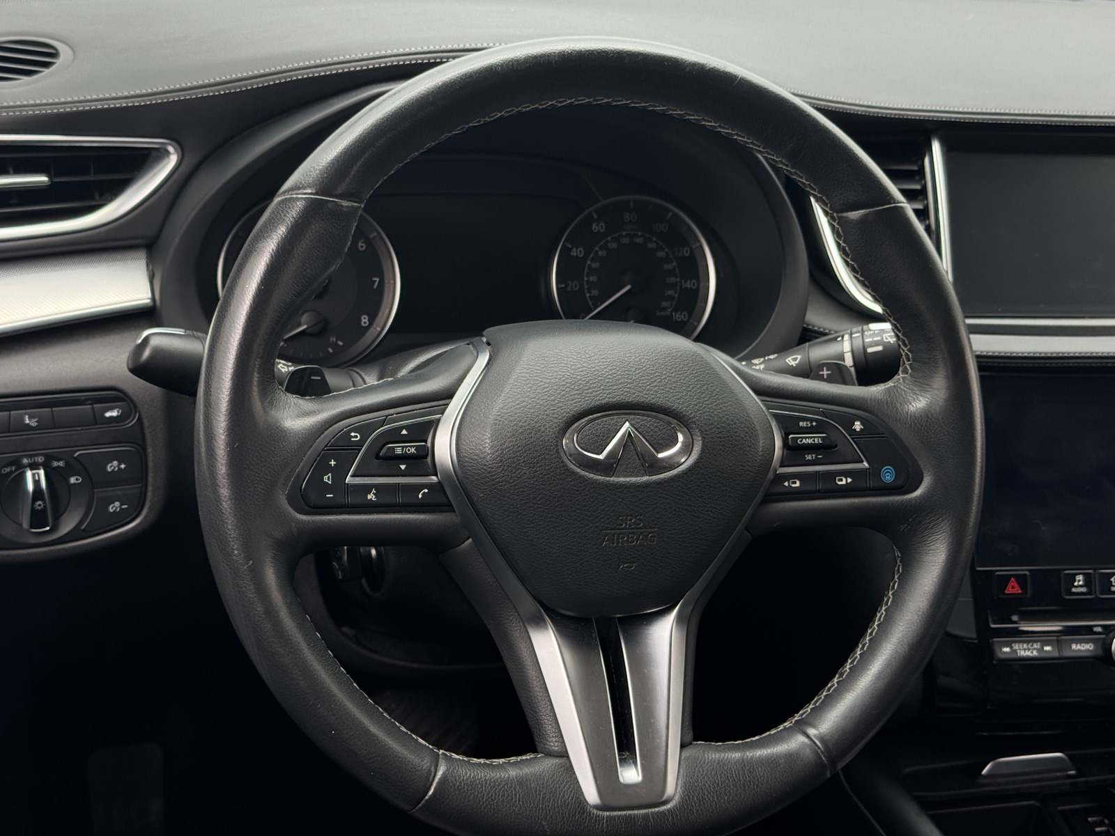 Thumbnail: 2019 INFINITI QX50 - 4